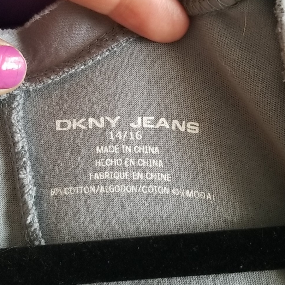 Sweater - Picture 3 of 3